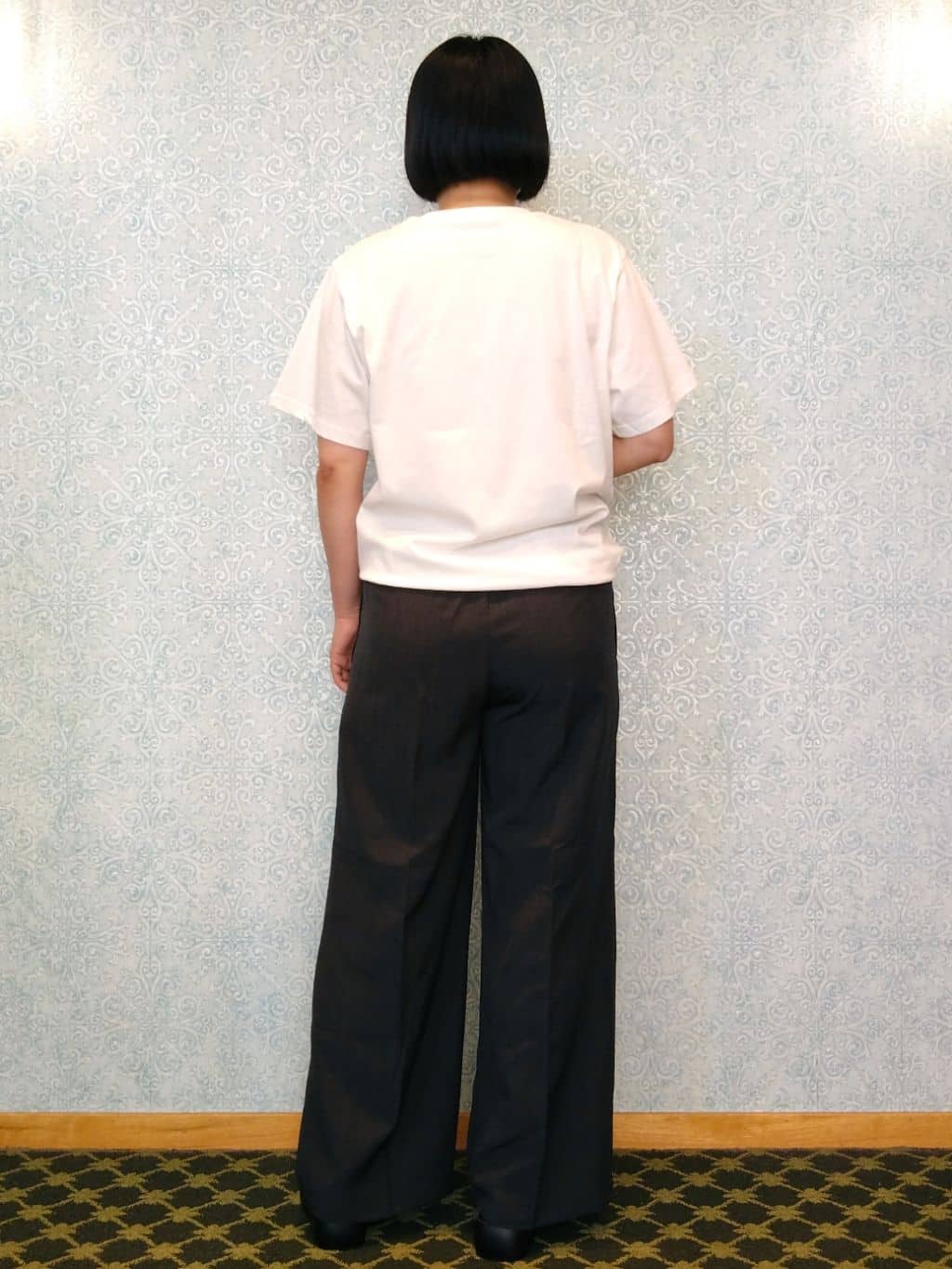 みいさんの「index｜ウエストサテン使いイージーワイドパンツ【洗濯機洗い可】」を使ったコーディネート