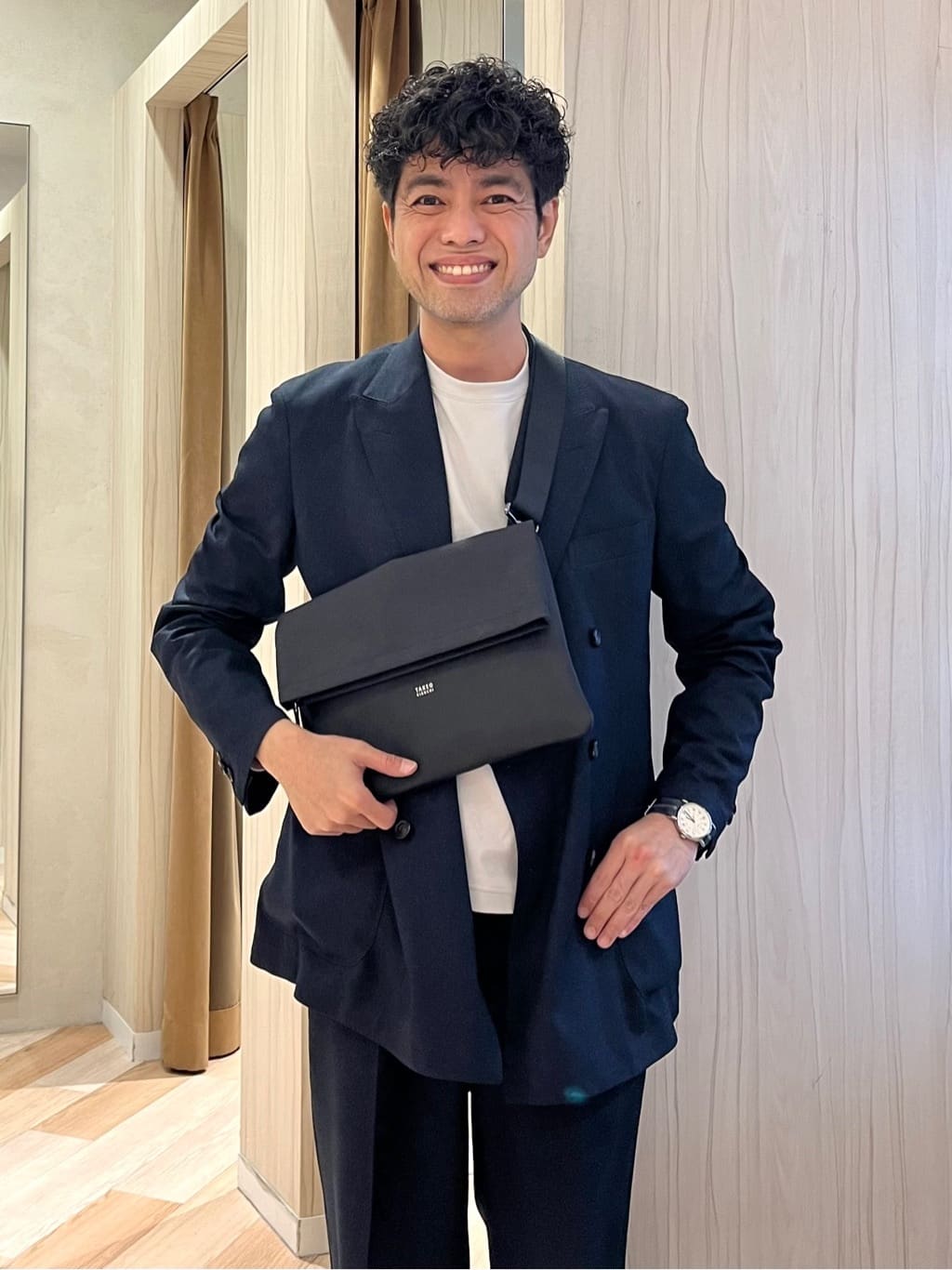 URAさんの「TAKEO KIKUCHI｜【2WAY】ショルダー クラッチバッグ」を使ったコーディネート