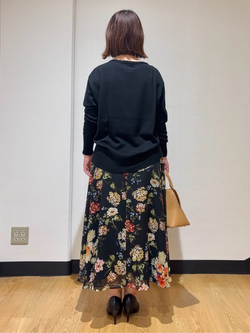 MIKIKOさんの「UNTITLED｜【8色展開/体型カバー】魅せるタイムレスニット」を使ったコーディネート