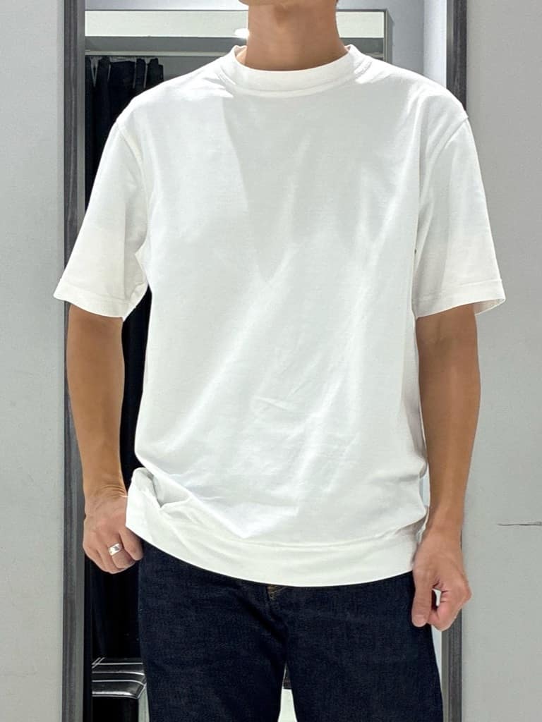 わいずみさんの「TAKEO KIKUCHI｜【抗菌防臭／5サイズ展開】ハイゲージポンチ Tシャツ」を使ったコーディネート