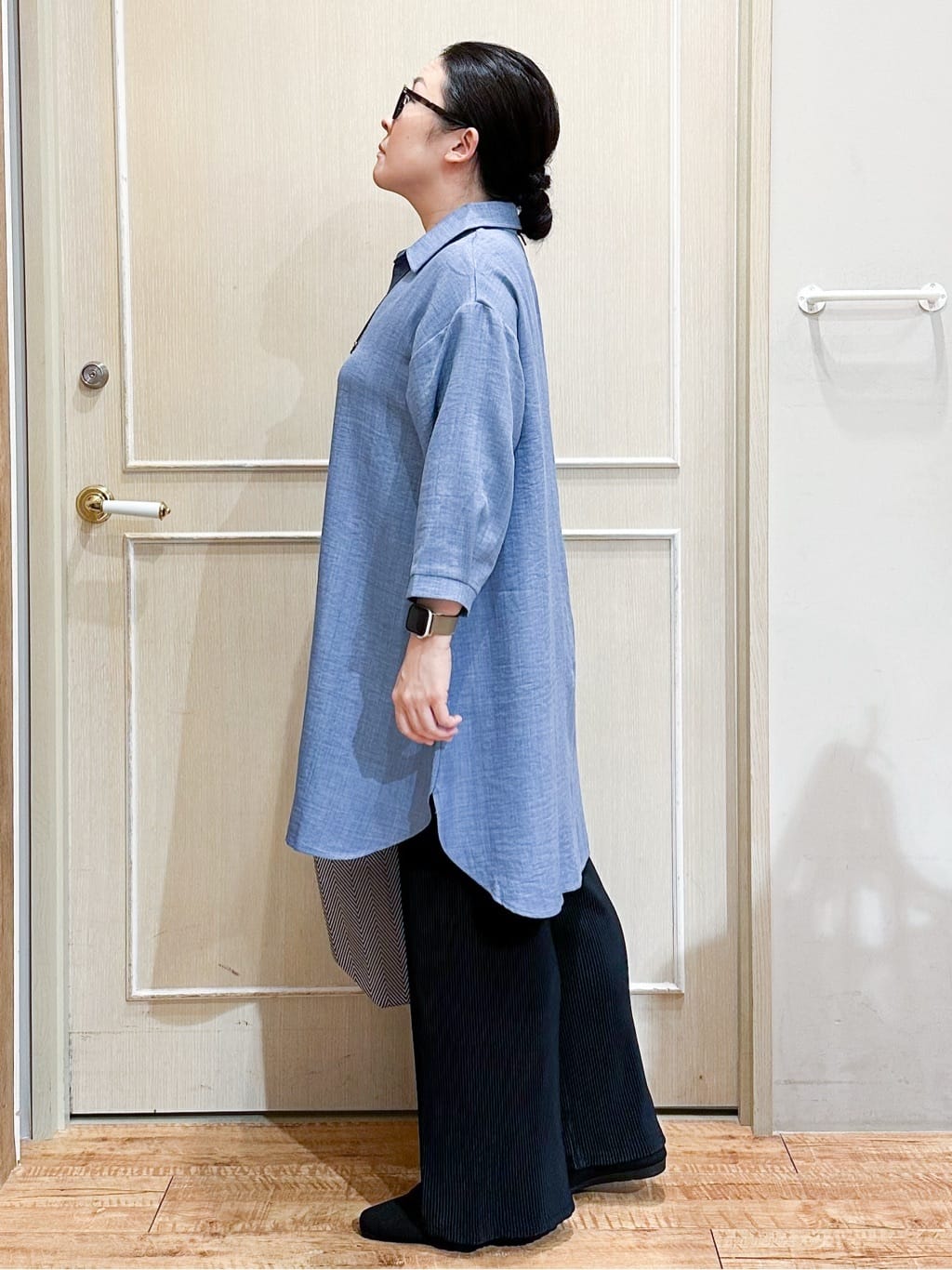 umeさんの「SHOO･LA･RUE｜【S-LL/体型カバー】さらっとしたタッチが魅力 デニムライクチュニック」を使ったコーディネート
