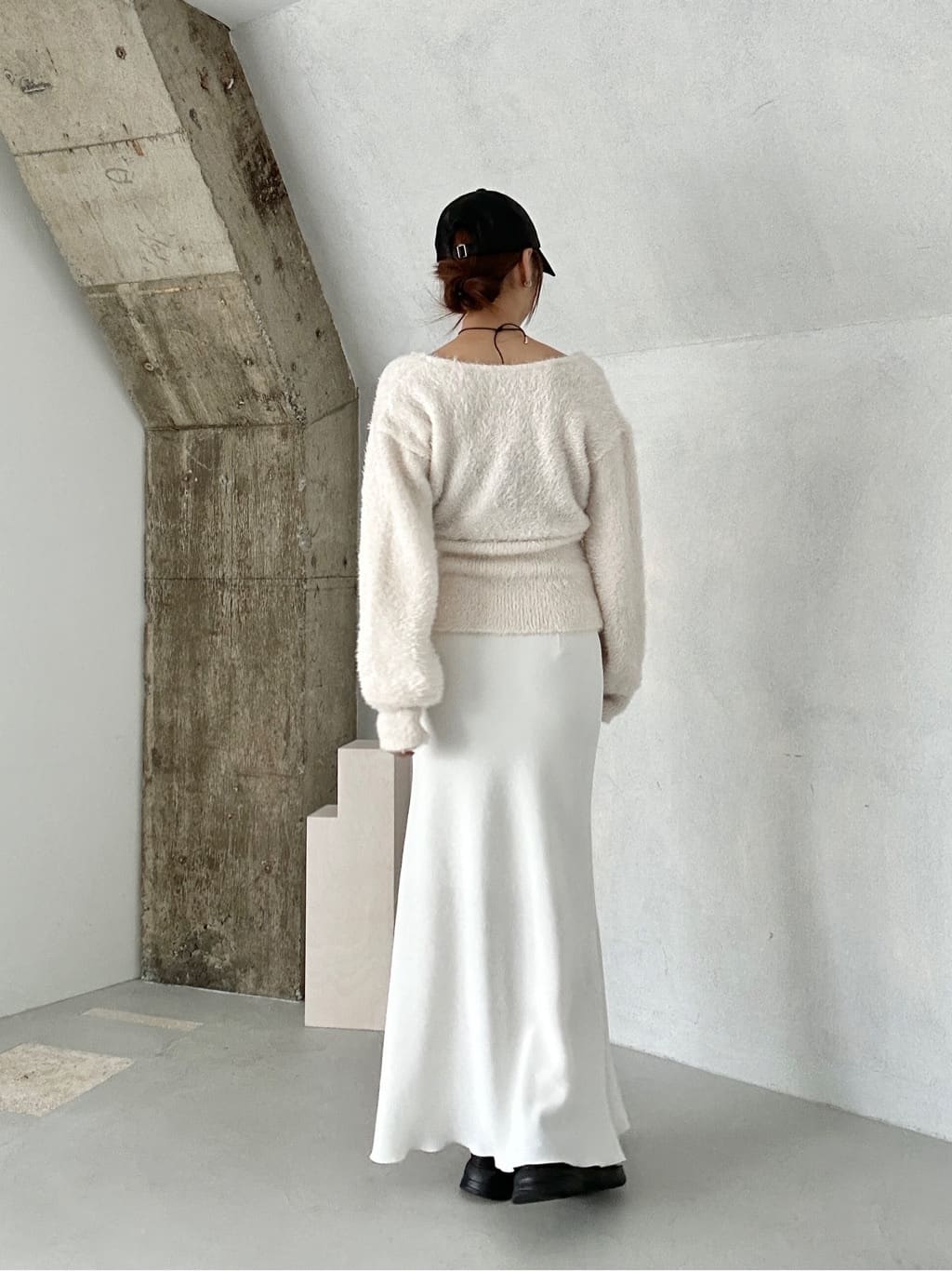 harunaさんの「CODE A｜feather pullover」を使ったコーディネート