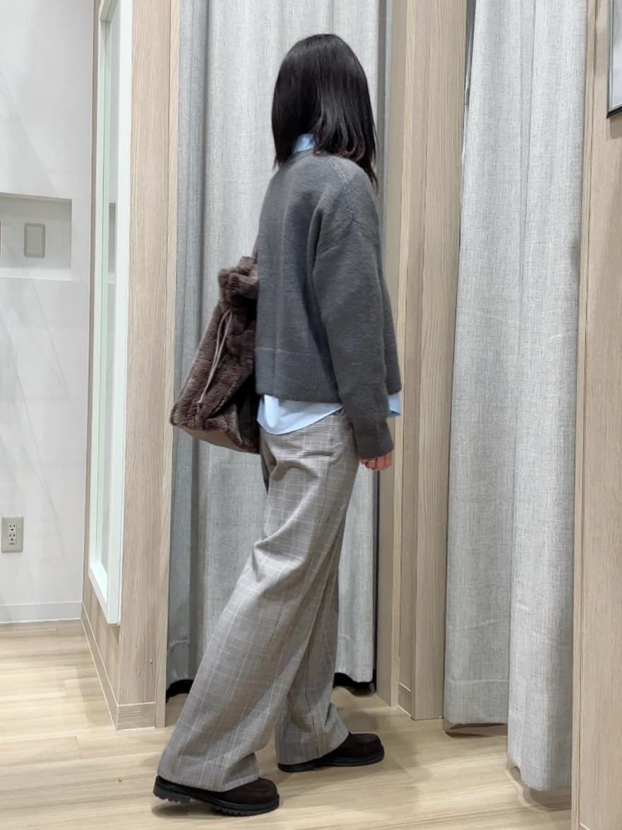 Fumikaさんの「grove｜クラシカルな佇まい 大人のステンカラーロングコート」を使ったコーディネート