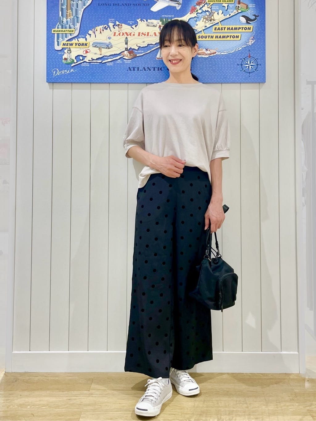 uwatokoさんの「Dessin｜【360度可愛い/前後2WAY/洗える】ライトコットンヘンリーカットソー」を使ったコーディネート