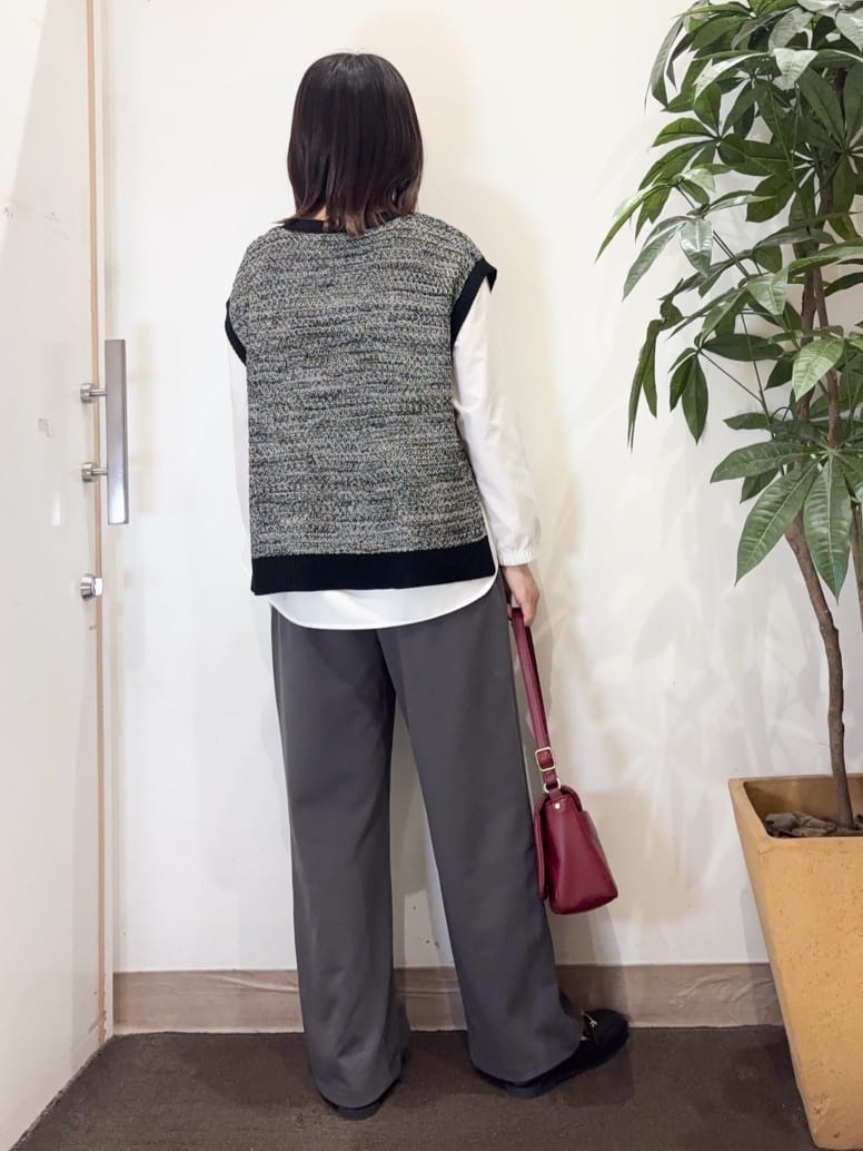 宗形さんの「SHOO･LA･RUE｜【S-LL/ストレッチ】脚のラインを拾いにくい スマートワイドパンツ」を使ったコーディネート
