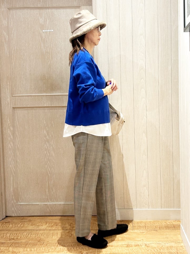 yukaさんの「SHOO･LA･RUE｜【高レビュー/SS-LL/美脚シルエット】すっきりきれい見え テーパードパンツ」を使ったコーディネート