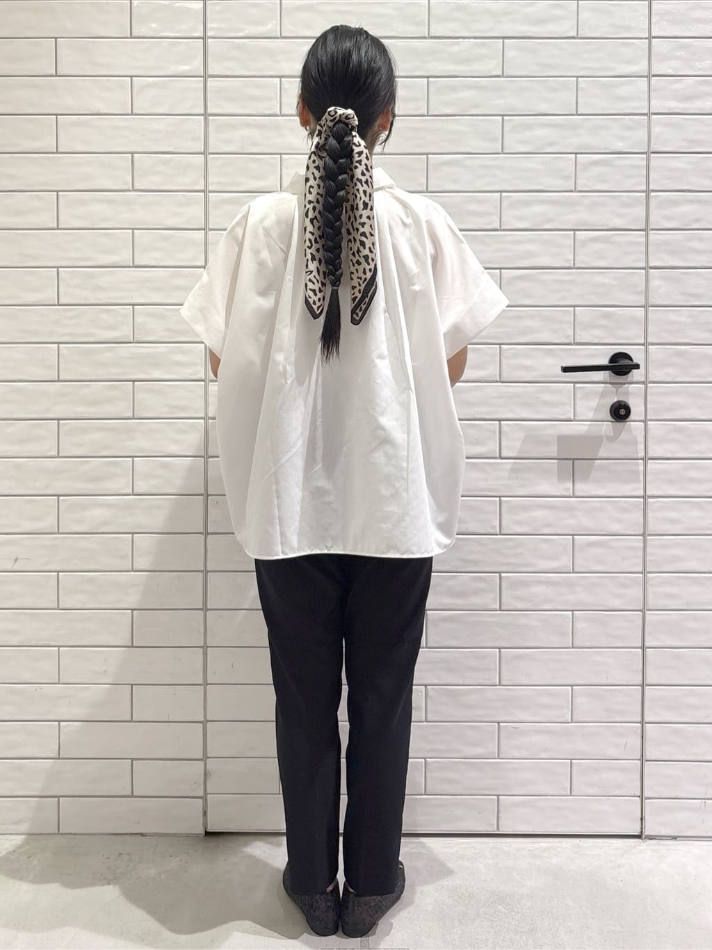 ayumiさんの「OPAQUE.CLIP｜《andGIRL掲載》リラクシーシャツ【洗濯機洗い可】」を使ったコーディネート