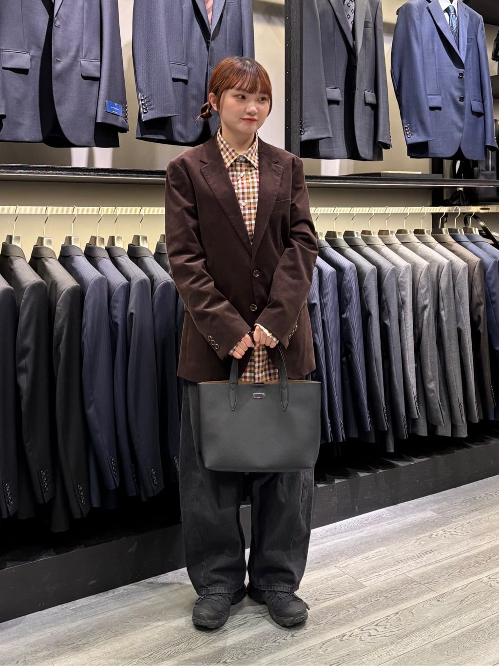 ウララさんの「TAKEO KIKUCHI｜マルチギンガムチェック シャツ」を使ったコーディネート
