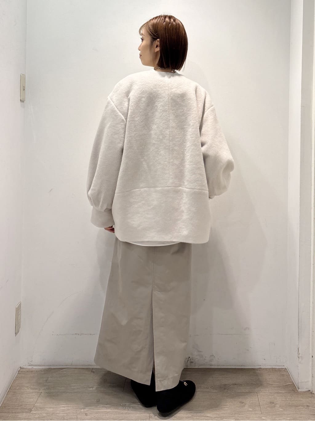 ぶまりんさんの「OPAQUE.CLIP｜ボートネックニット／エクストラファインメリノウール【THEシリーズ／洗濯機OK】」を使ったコーディネート