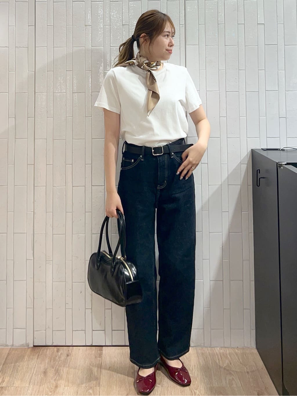 Risaさんの「OPAQUE.CLIP｜《5色展開》ベーシックTシャツ【洗濯機洗い可／UV／接触冷感】」を使ったコーディネート