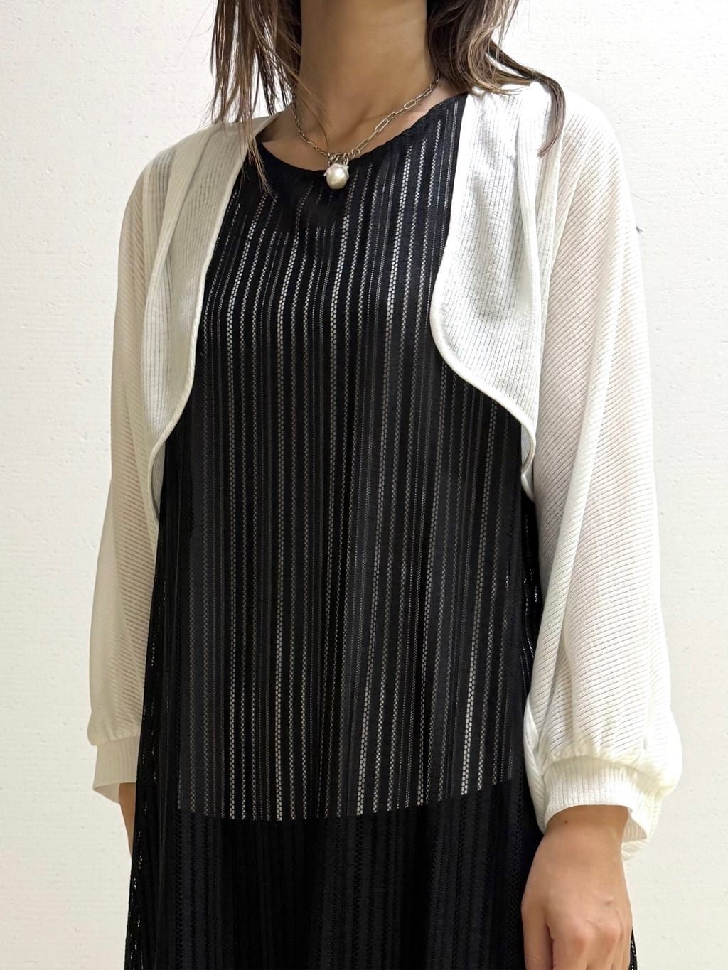 mamiさんの「INDIVI｜【洗える／セットアップ可能】ラッセルワイドパンツ」を使ったコーディネート
