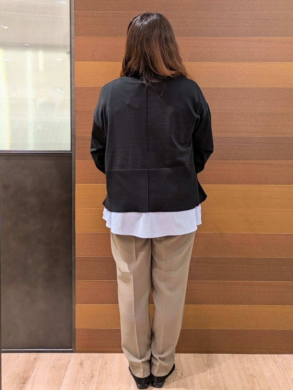 むっちゃんさんの「OPAQUE.CLIP｜《ツインセット》リラクシーサイドスリットニット&times;ドッキングタンク【洗濯機洗い可】」を使ったコーディネート