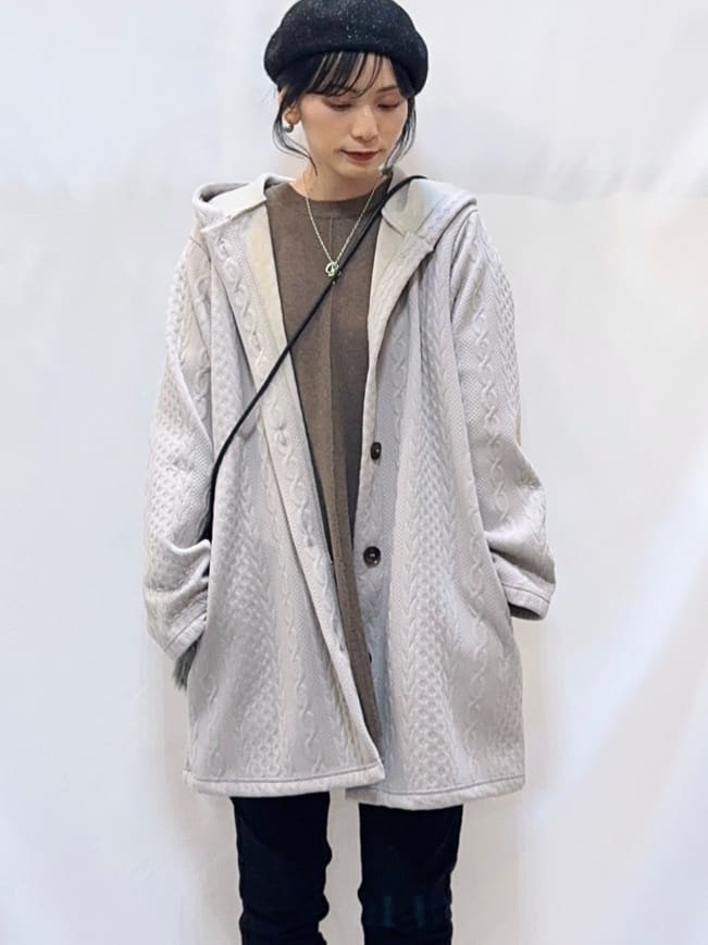 𝐇𝐢𝐫𝐨𝐦𝐢さんの「SHOO･LA･RUE｜【洗濯機可/S-LL】フィット感が心地よい ハイパーストレッチスキニー裏起毛」を使ったコーディネート