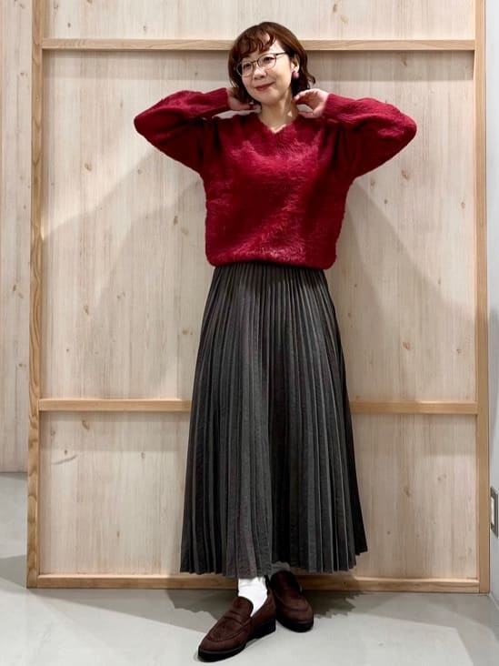 nakoさんの「THE SHOP TK｜【華やかで柔らか】ふわふわフェザーニット/洗える・前後2WAY」を使ったコーディネート