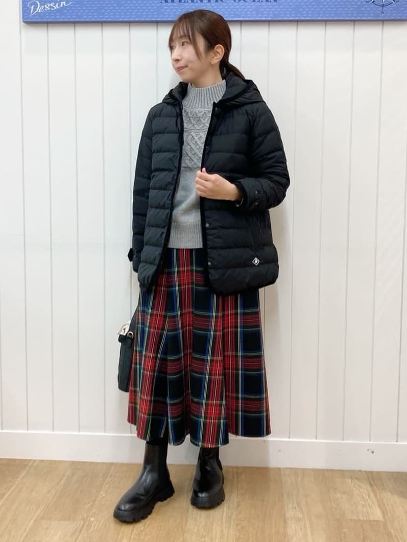 yoshiさんの「Dessin｜【洗える】チェック柄起毛フレアスカート」を使ったコーディネート