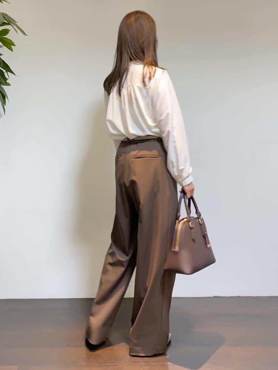 tomoさんの「UNTITLED｜【アンサンブル可/洗える/ボタンなし】シルクウールカシミヤ 着流しカーディガン」を使ったコーディネート