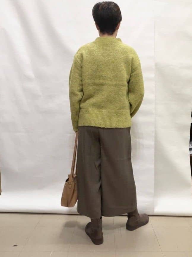 なっちゃんさんの「SHOO･LA･RUE｜【着丈選べる/S-LL】スタイルアップが叶う ベルト付きワイドパンツ」を使ったコーディネート