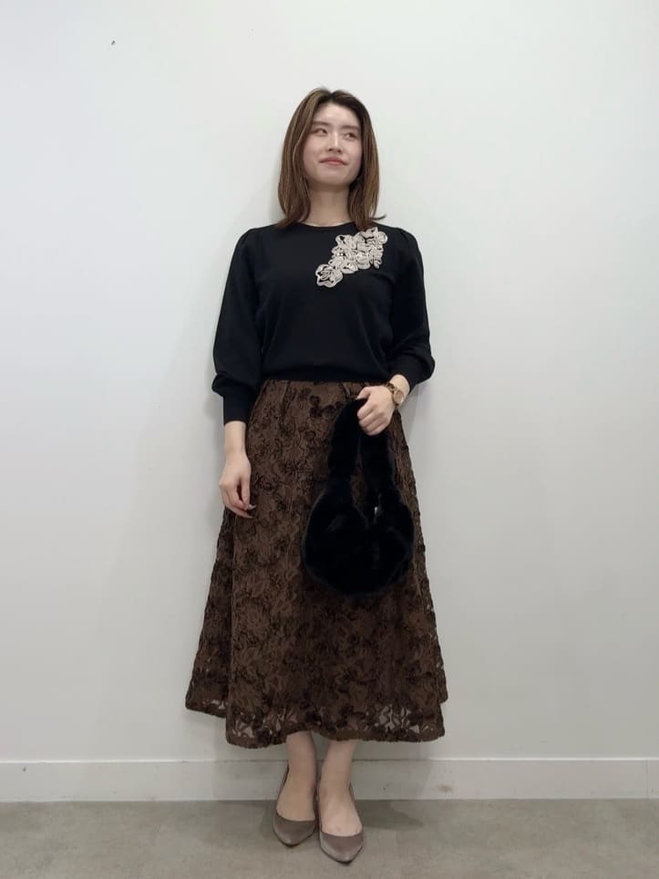 Suma Una本部スタッフさんの「SunaUna｜【モールレース／セットアップ可】ふんわりタックスカート」を使ったコーディネート