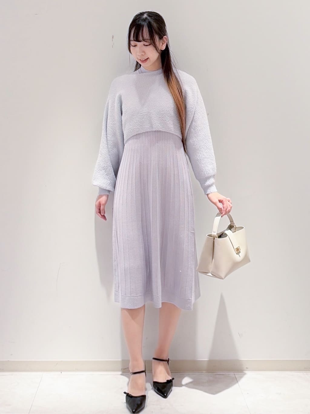 yurinaさんの「index｜ラメフェザープルオーバーセット ニットワンピース【洗濯機OK】《XS～LL》」を使ったコーディネート