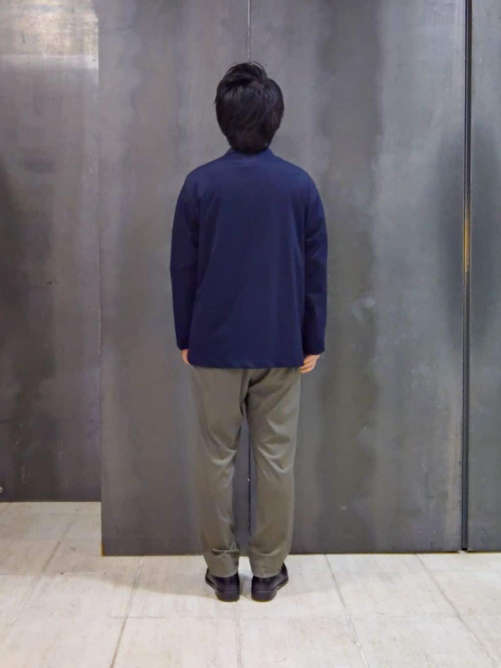 shiominさんの「TAKEO KIKUCHI｜リラックス カーディガン ジャケット」を使ったコーディネート