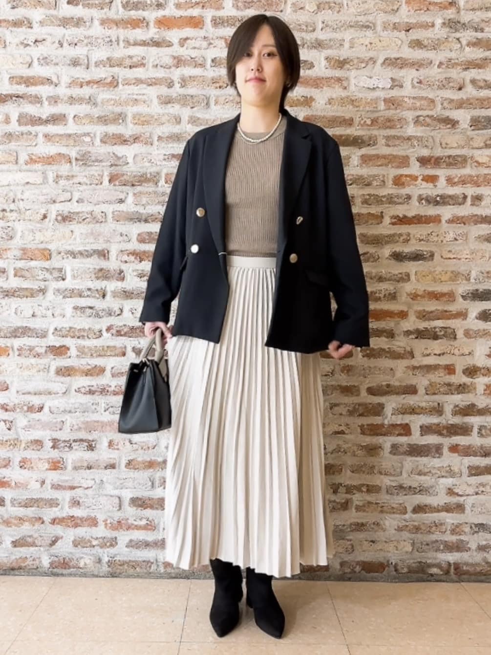 しばさんの「THE SHOP TK｜【今羽織るなら】ダブルブレストジャケット【セットアップ可/洗える】」を使ったコーディネート