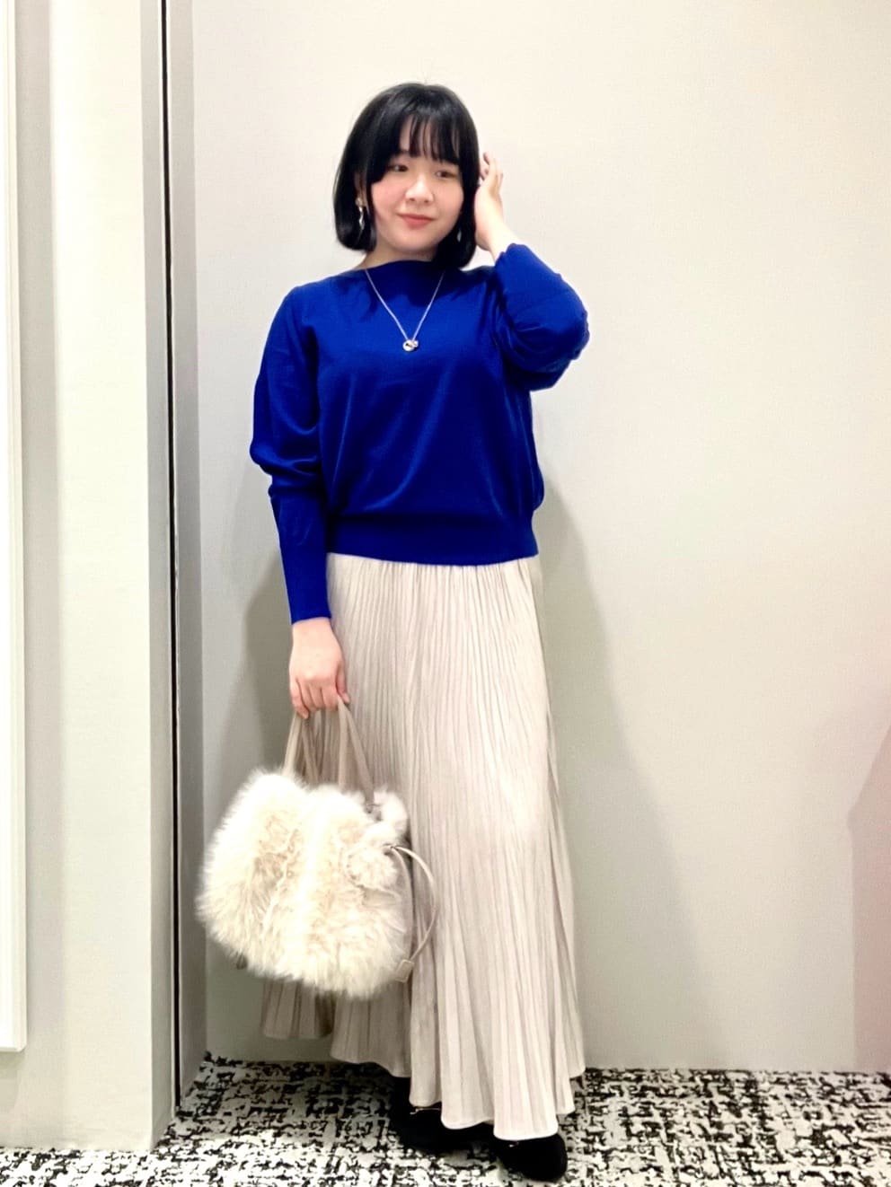 Mizukiさんの「UNTITLED｜【シワ知らず/ウエストゴム】スエード風プリーツスカート」を使ったコーディネート