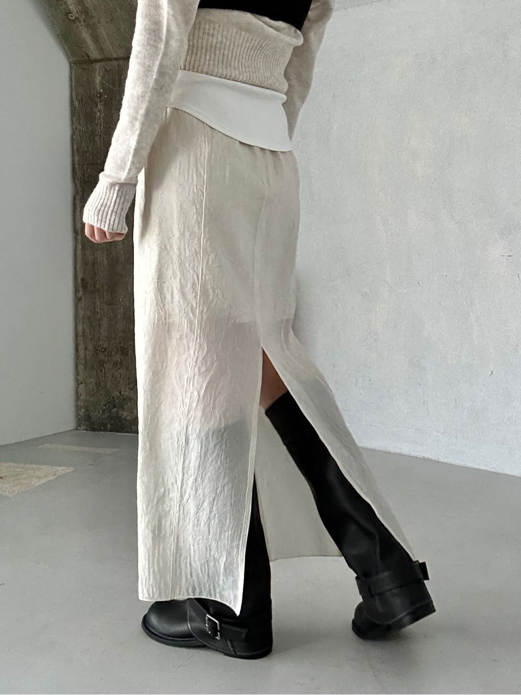 harunaさんの「CODE A｜M cloudy puff cardigan」を使ったコーディネート