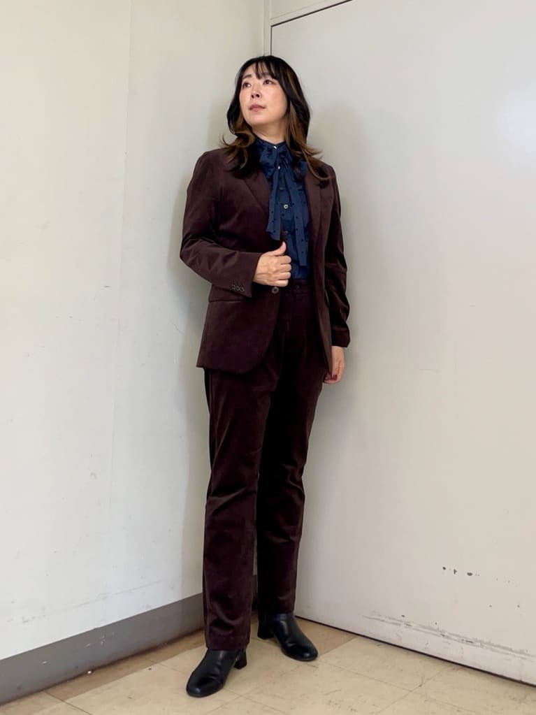 iwさんの「TAKEO KIKUCHI｜【Sサイズ～】ストレッチコーデュロイ ジャケット」を使ったコーディネート