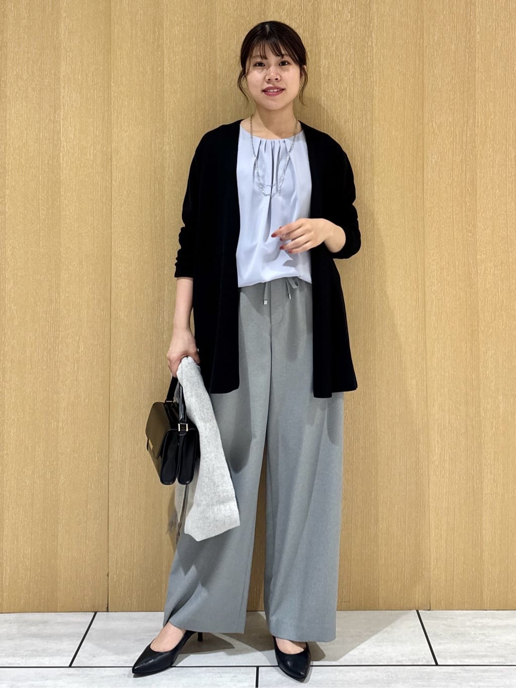 nanaさんの「UNTITLED｜【洗える/ボタンなし】ミラノリブカーディガン」を使ったコーディネート