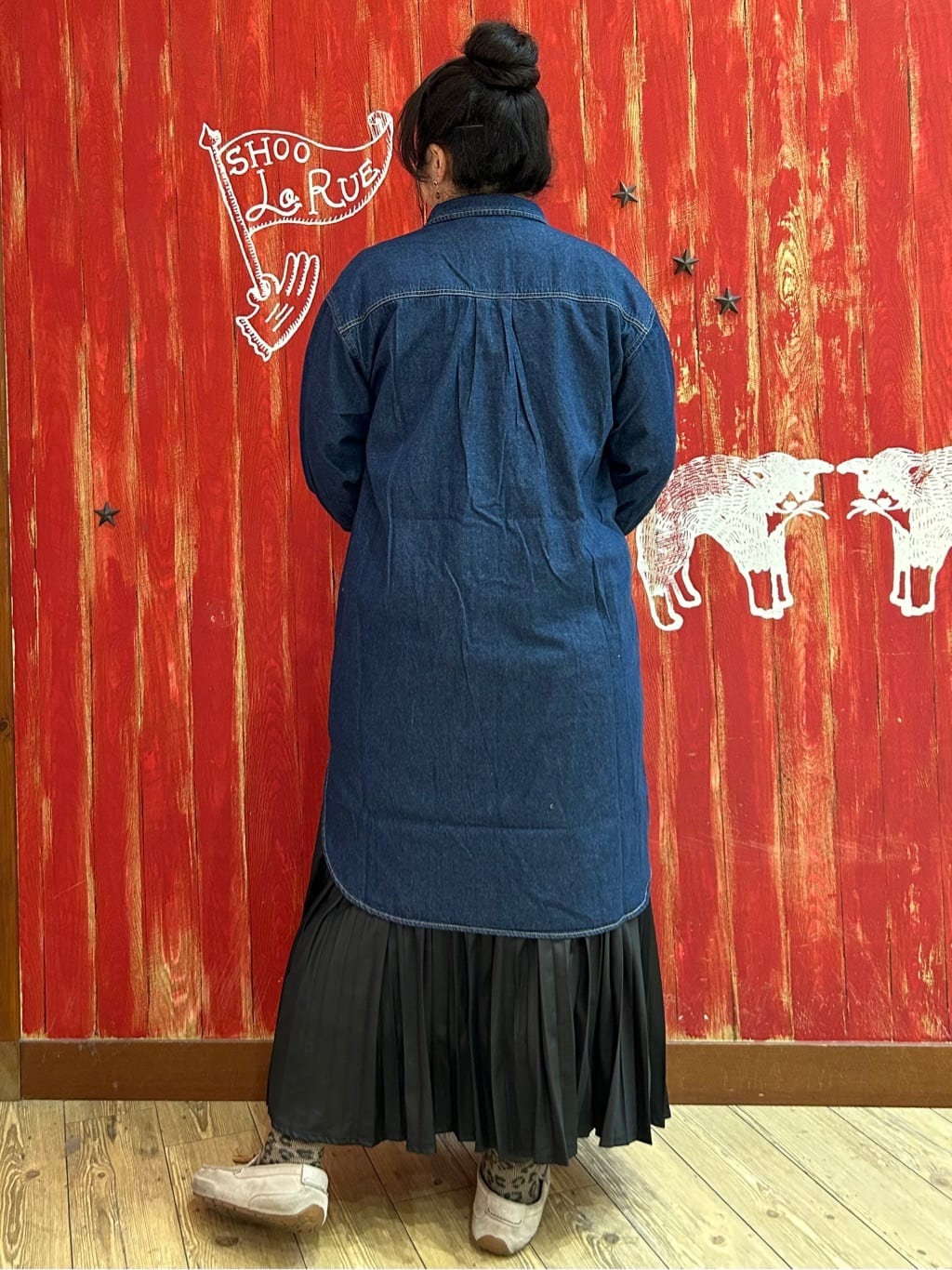 みりぽんさんの「SHOO･LA･RUE｜【洗濯機可/S-LL】程よい抜け感 大人のチェックシャツ」を使ったコーディネート