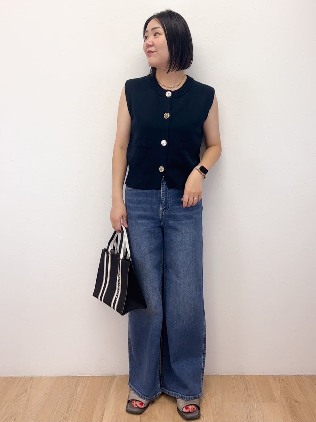 Takeさんの「OPAQUE.CLIP｜フロッキーチュールTシャツ【洗濯機洗い可】」を使ったコーディネート