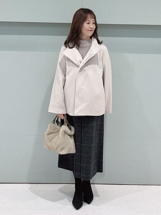 makiさんの「UNTITLED｜【大人な品格/ふわふわニット】フォックスカシミヤ コクーンニット」を使ったコーディネート