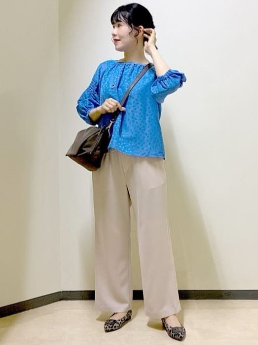  beni_gingerさんの「Reflect｜【接触冷感／マシンウォッシュ可／ウエスト総ゴム】ワイドシルエットパンツ」を使ったコーディネート