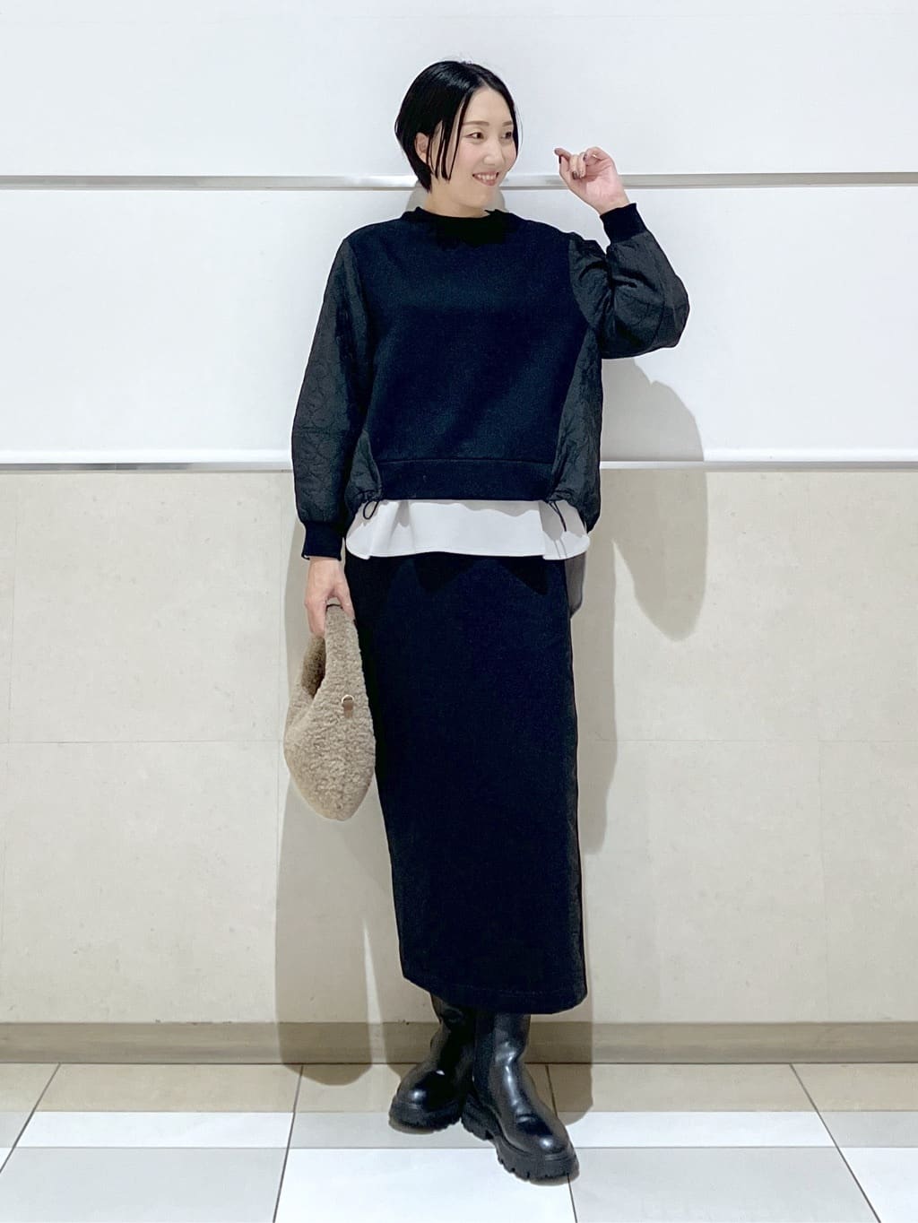 eriko さんの「Dessin｜【セットアップ可/ウエストゴム】裏毛Iラインスカート」を使ったコーディネート
