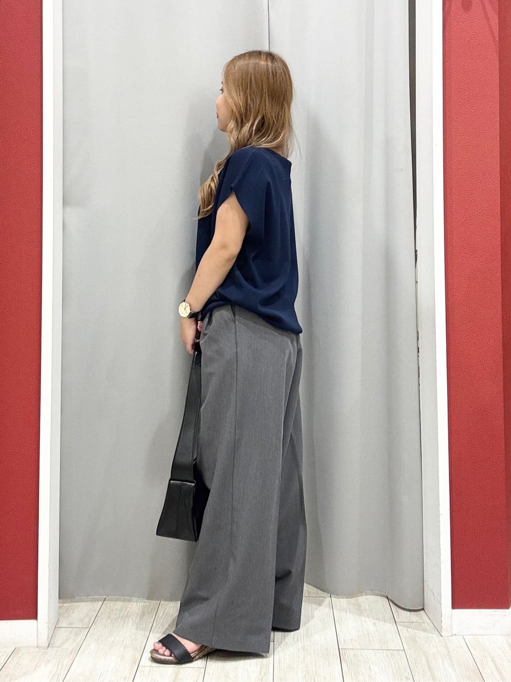 shioさんの「SHOO･LA･RUE｜【洗える/S-LL/ひんやり】さらりと好印象　総針フレンチスリーブニット」を使ったコーディネート