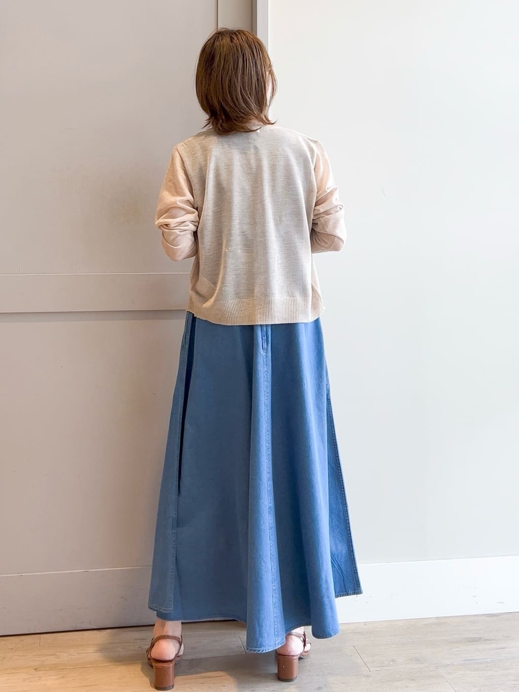 yamakoさんの「grove｜【雑誌掲載】洗えるシアーカーディガン」を使ったコーディネート