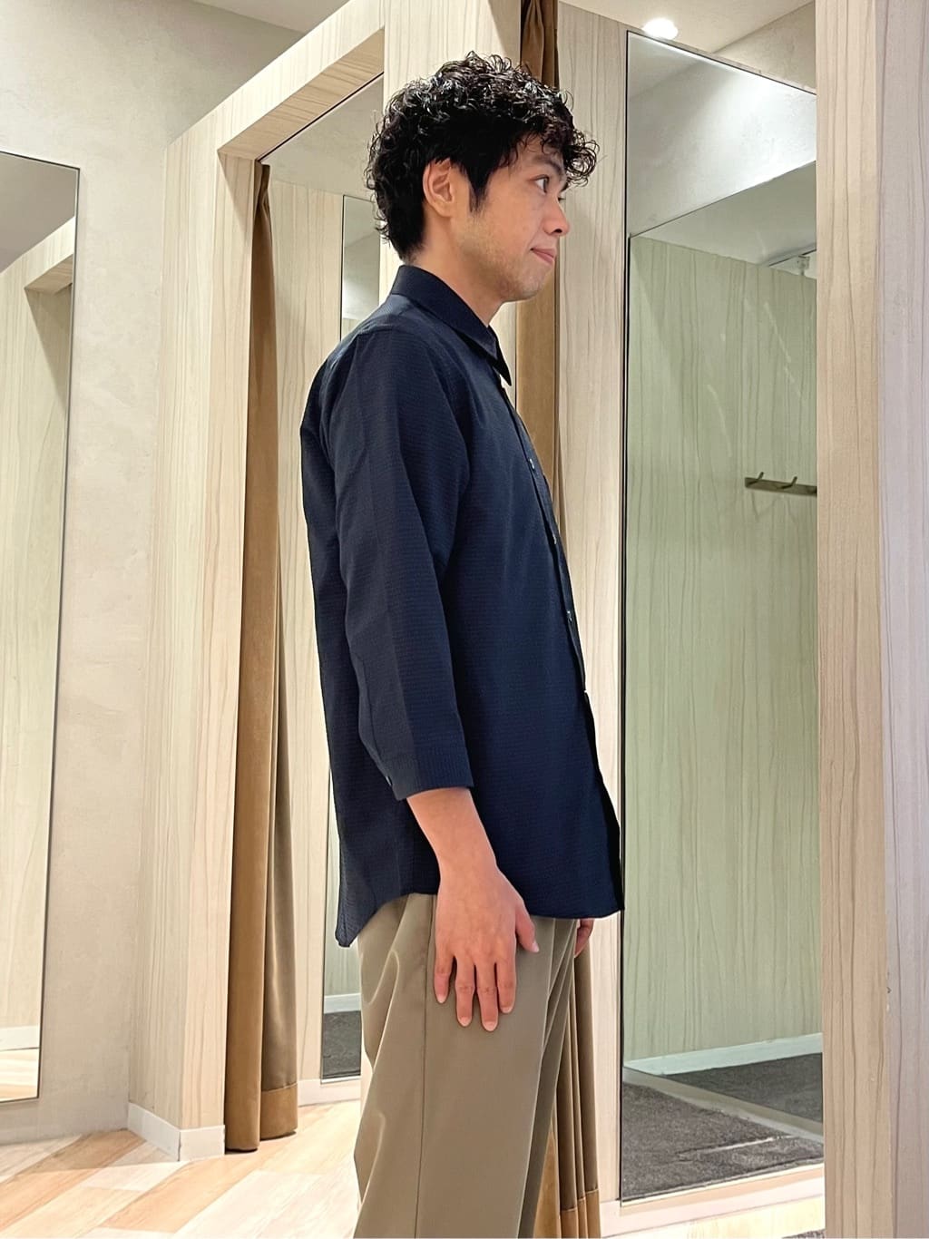 URAさんの「TAKEO KIKUCHI｜【COOL CITY WEAR】エアートール パンツ /接触冷感・通気性」を使ったコーディネート