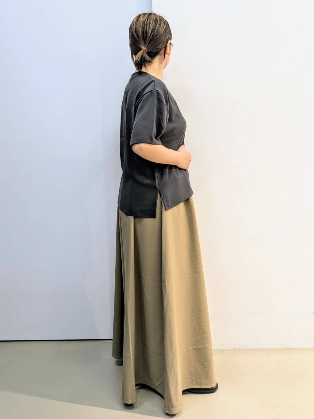 kotoさんの「THE SHOP TK｜アソートロゴTシャツ【接触冷感/防シワ/吸水速乾/UVケア/洗濯機OK】」を使ったコーディネート