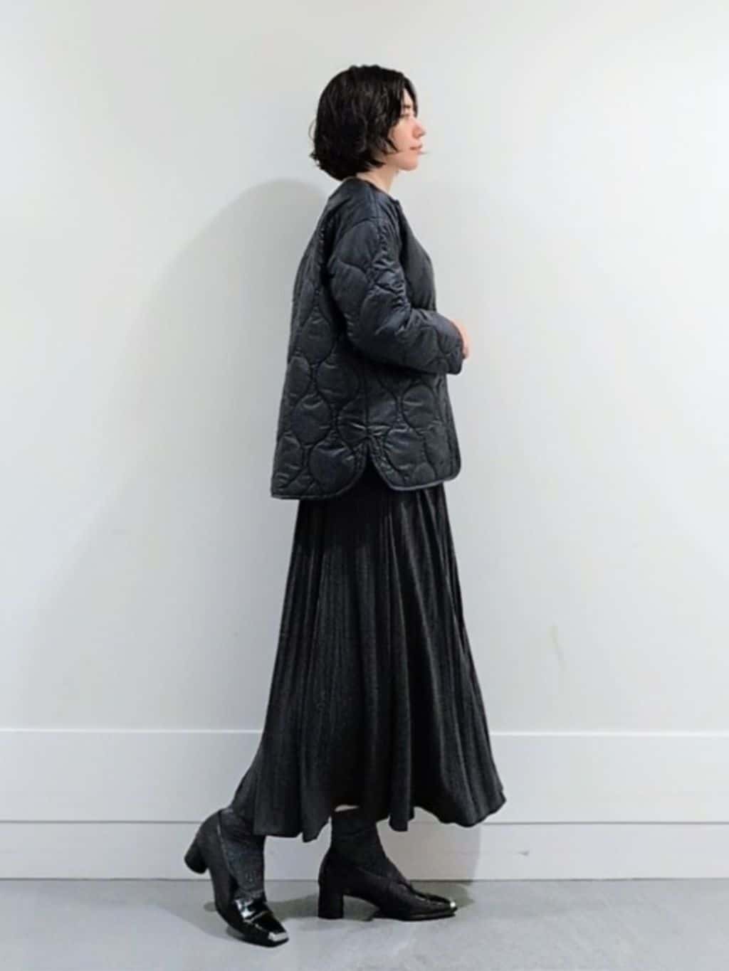 ミズタさんの「UNTITLED｜【アンサンブル可/洗える】シルクウールカシミヤ ドルマンスリーブニット」を使ったコーディネート