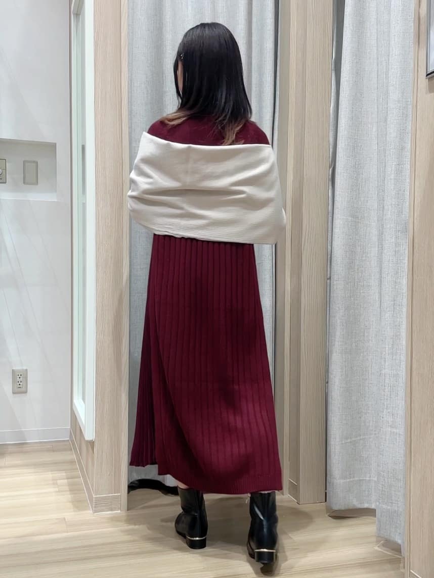 Fumikaさんの「grove｜【選べる着丈】配色サイドプリーツニットワンピース」を使ったコーディネート