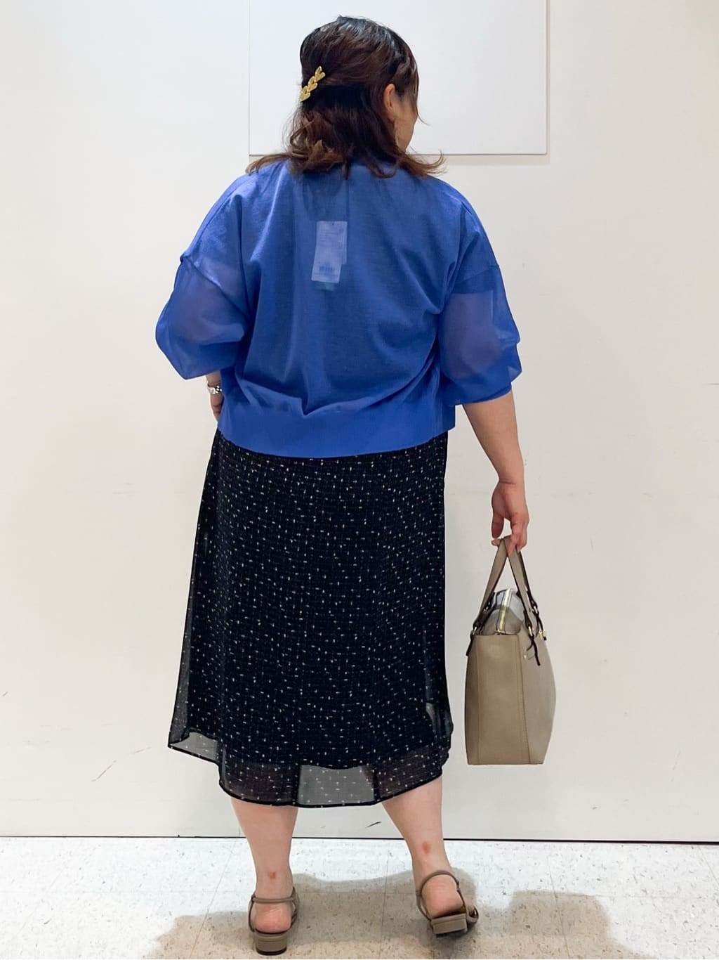 kimmyさんの「Reflect｜【WEB先行カラーあり／マシンウォッシュ可／ナローベルト付き】オフボディツイードチェックワンピース」を使ったコーディネート