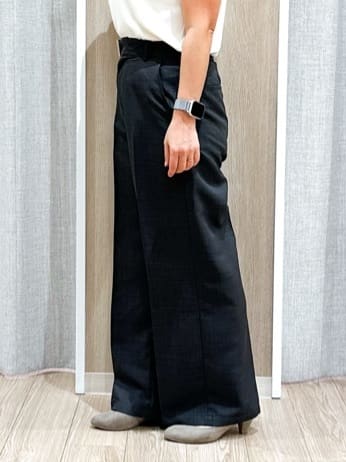 naoさんの「grove｜【カセット服】洗えるストレートワイドパンツ」を使ったコーディネート