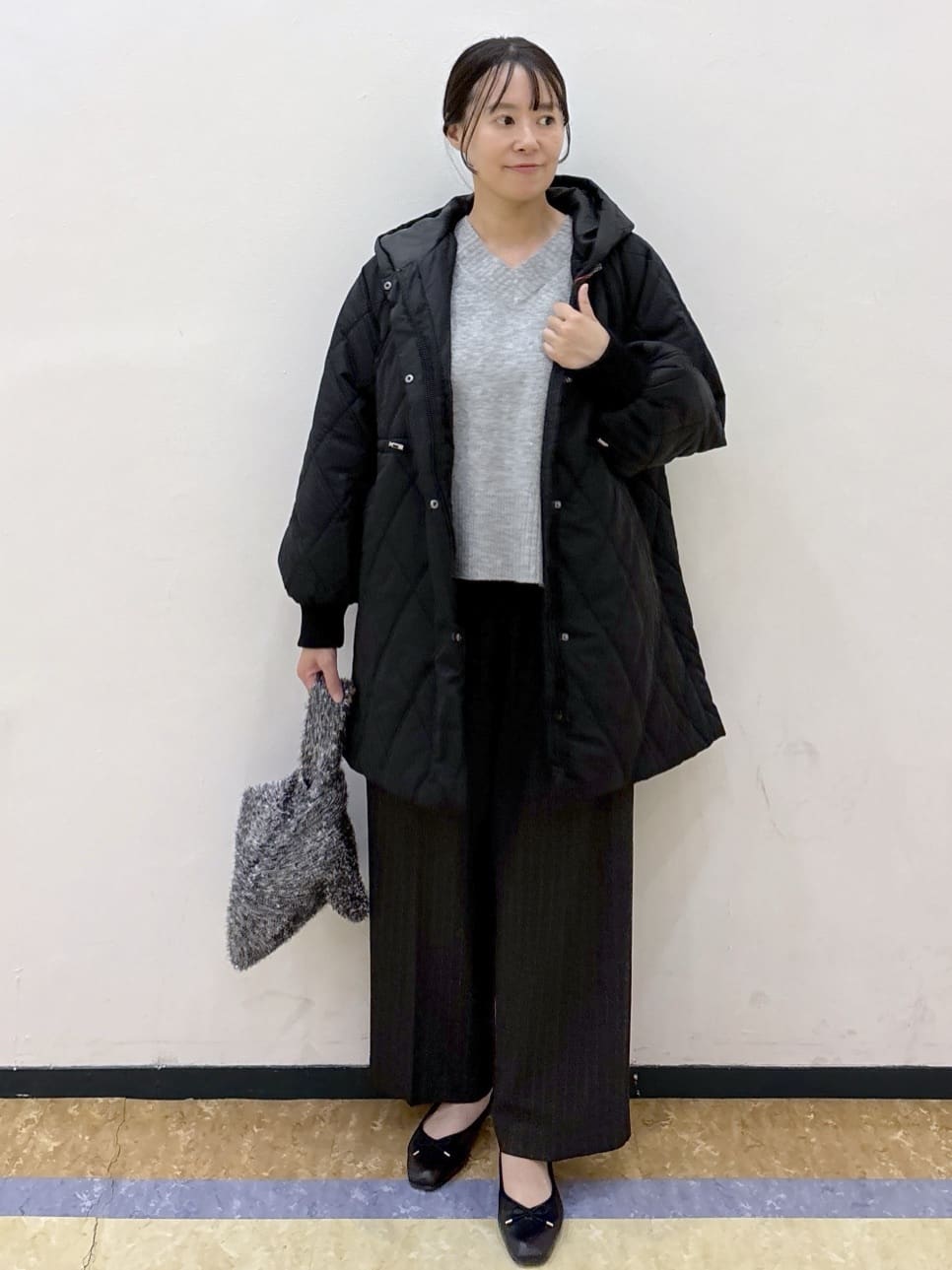 akariさんの「OPAQUE.CLIP｜ピンストライプイージーワイドパンツ【吸湿発熱／ストレッチ／洗濯機OK】」を使ったコーディネート