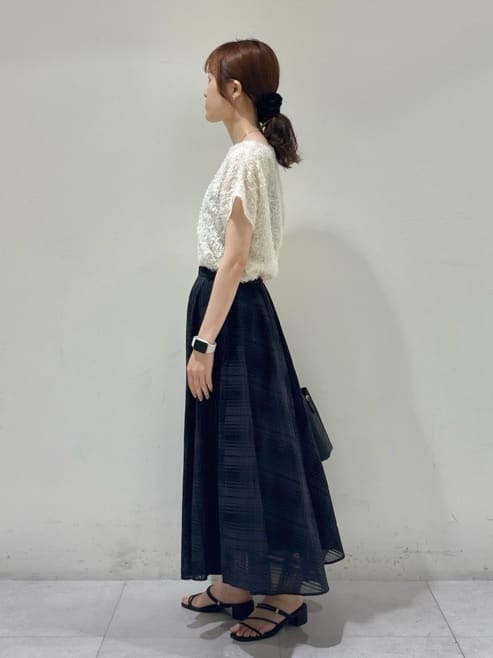 kyokaさんの「UNTITLED｜【セットアップ可/洗える】フェザーフレンチスリーブブラウス」を使ったコーディネート