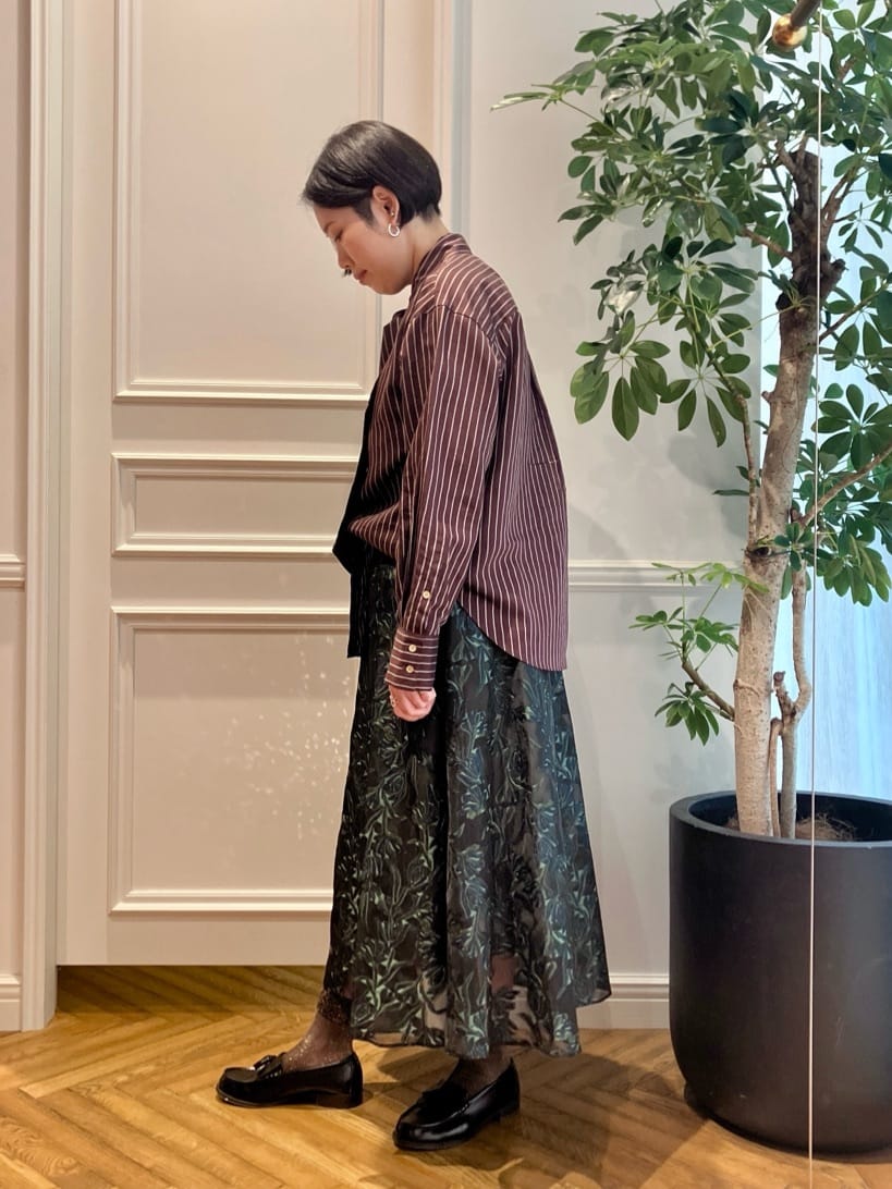 konominさんの「DRESSTERIOR｜スパンコール2WAY巾着バッグ」を使ったコーディネート