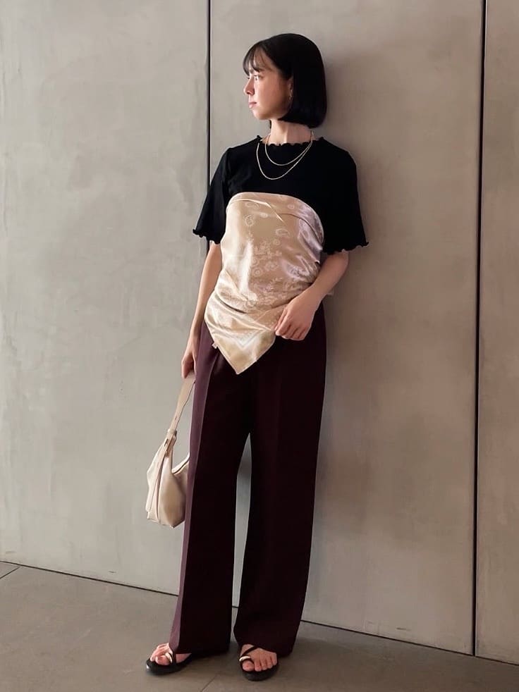 NATSUMIさんの「grove｜大判プリントスカーフ」を使ったコーディネート