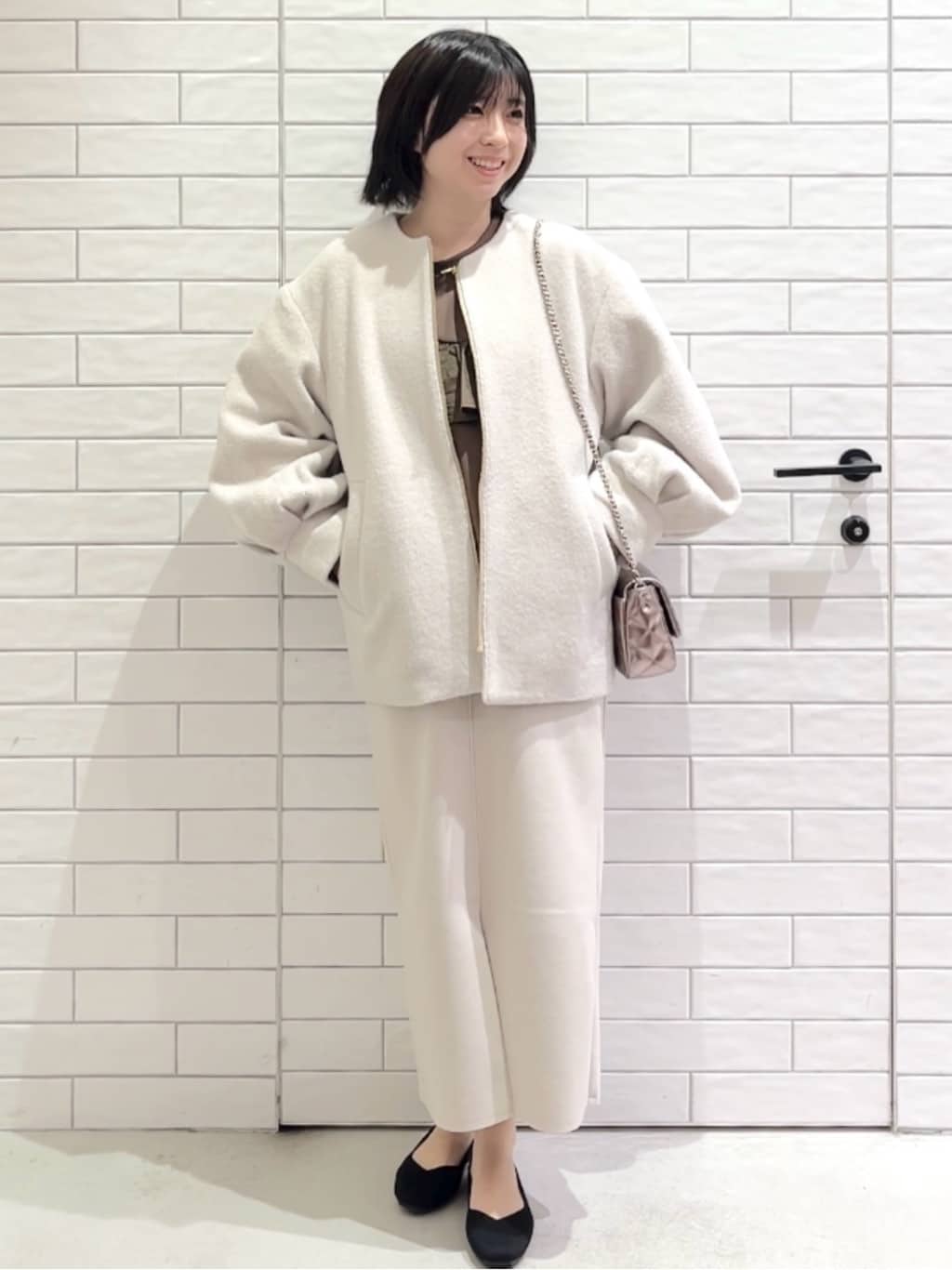 しおりさんの「OPAQUE.CLIP｜フリルドッキングトップス【洗濯機OK】」を使ったコーディネート