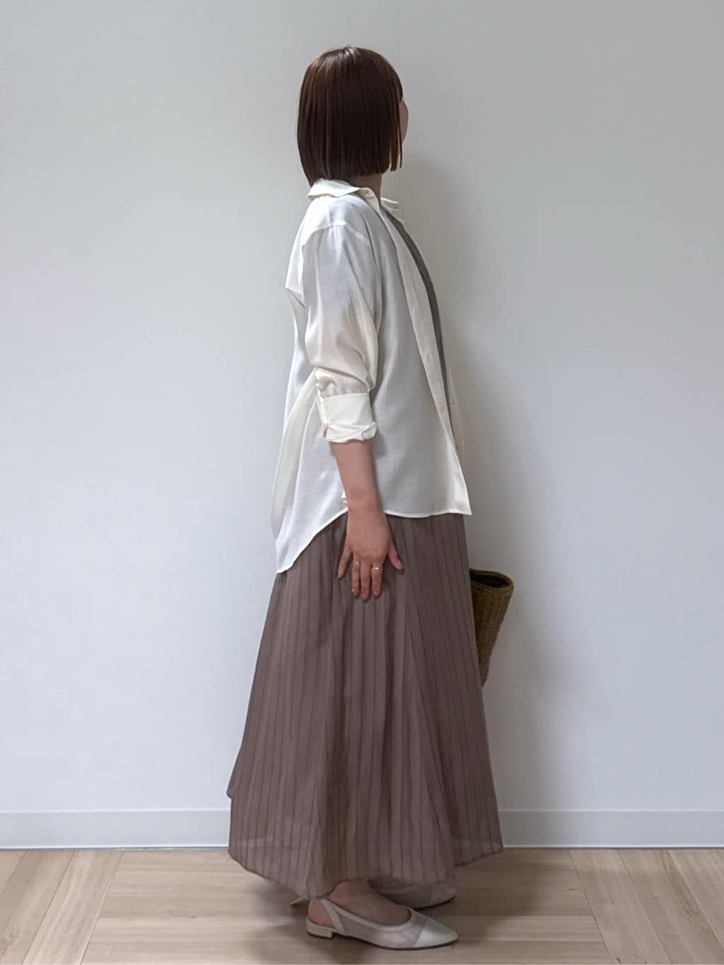amiさんの「Reflect｜◆【マシンウォッシュ可】3WAYシアーシャツブラウス」を使ったコーディネート
