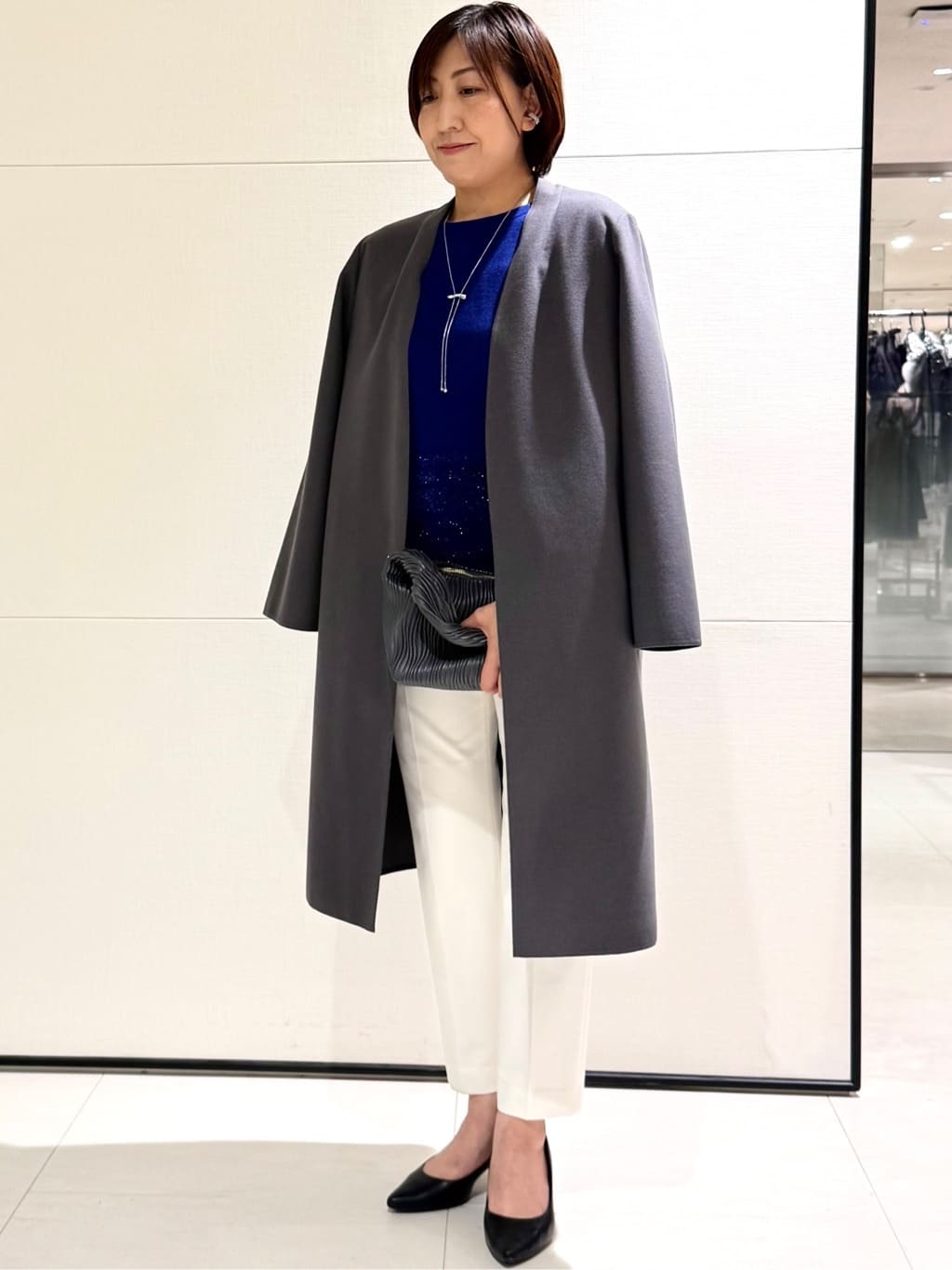 Satさんの「COUP DE CHANCE｜【手洗い可】ラメフェザーデザイン ニットトップス」を使ったコーディネート