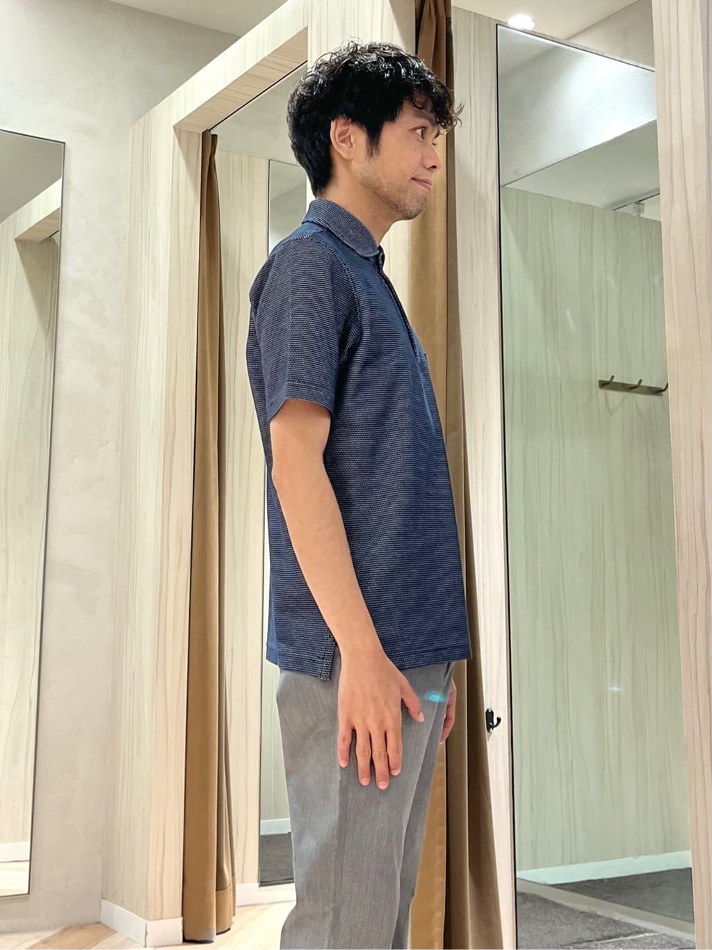 URAさんの「TAKEO KIKUCHI｜【抗菌防臭／9色5サイズ展開】ハニカムメランジ ポロシャツ」を使ったコーディネート